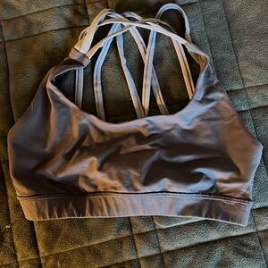 lululemon sports bra size 4